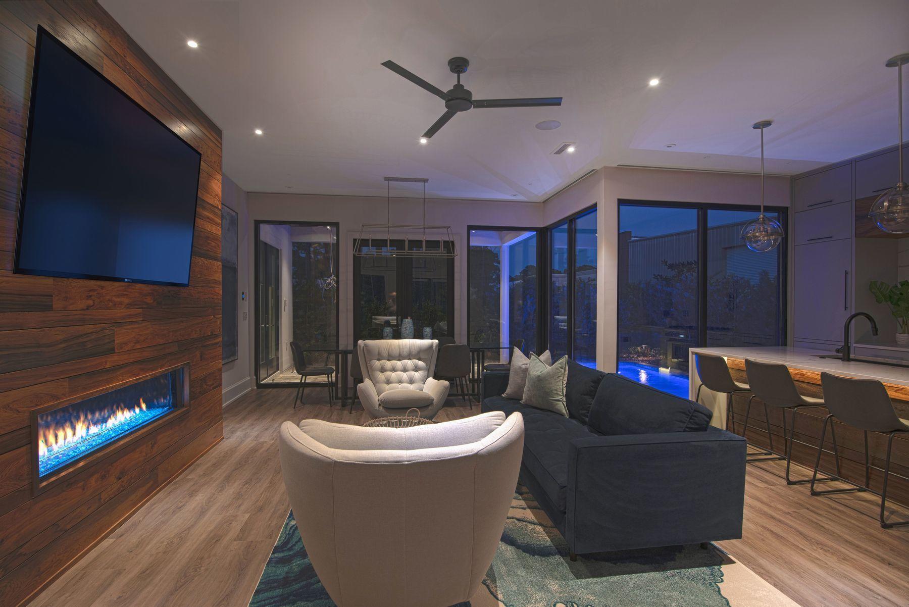 EMERALD WATERS VILLAGE - Residential