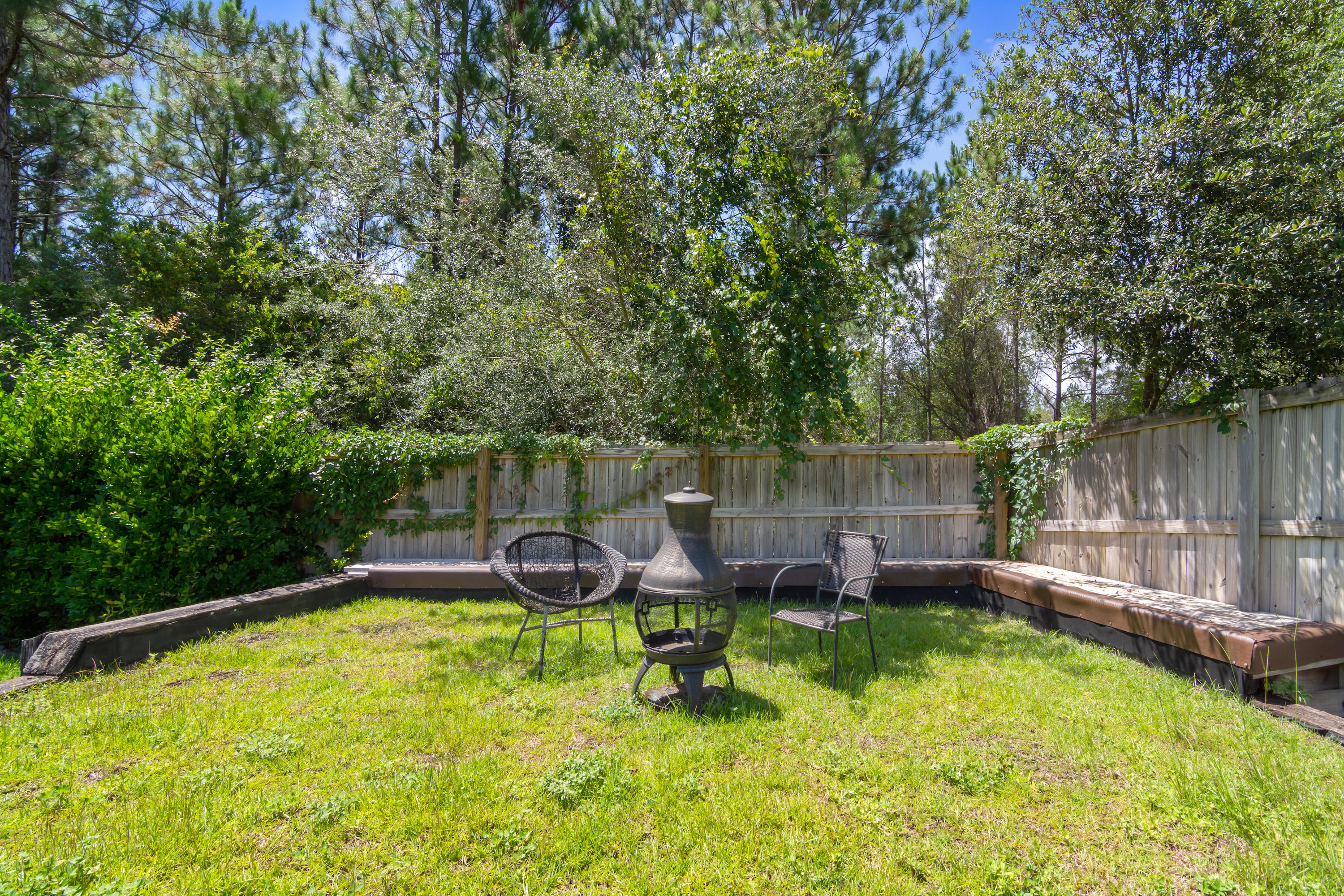 ROLLING RIDGE S/D LOT 152 - Residential