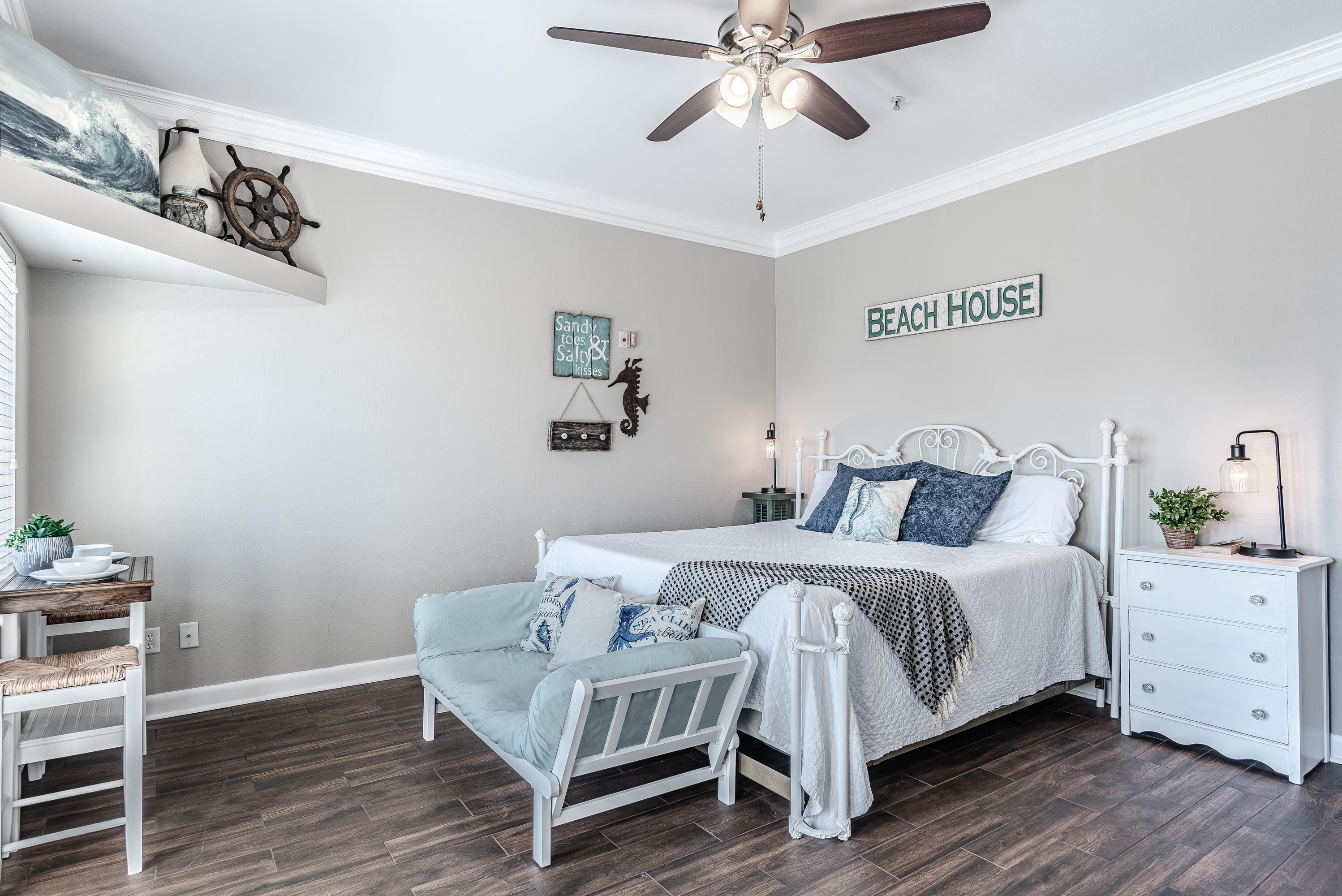 INN AT GULF PLACE - Residential