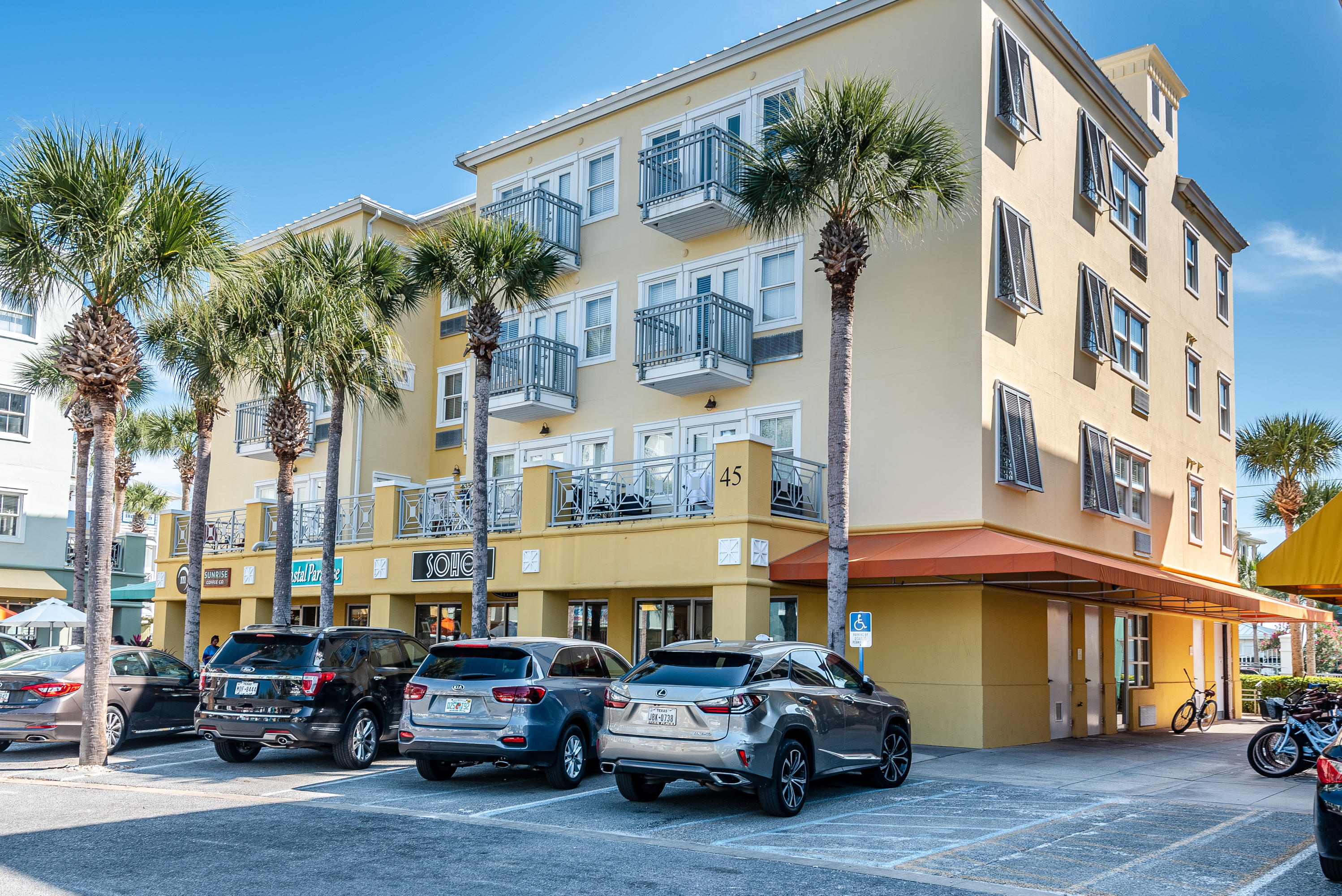 INN AT GULF PLACE - Residential