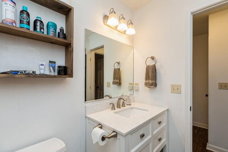 KELLY HILL ESTATES - Residential