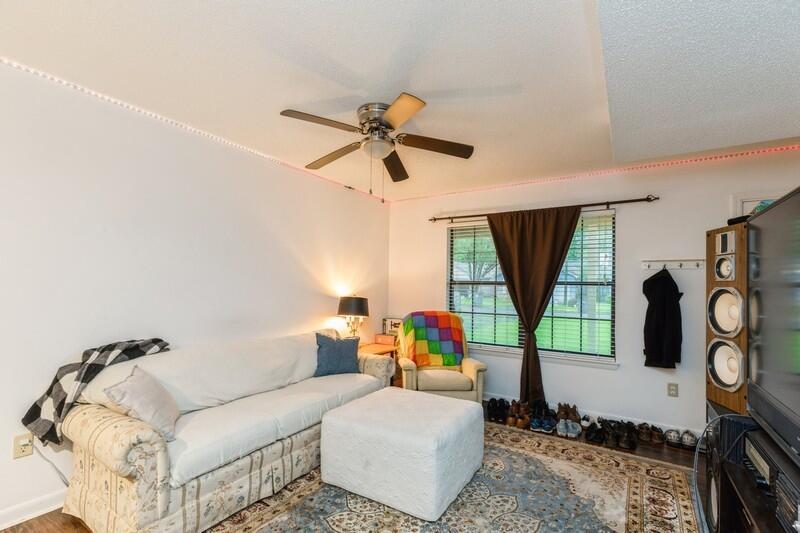 KELLY HILL ESTATES - Residential