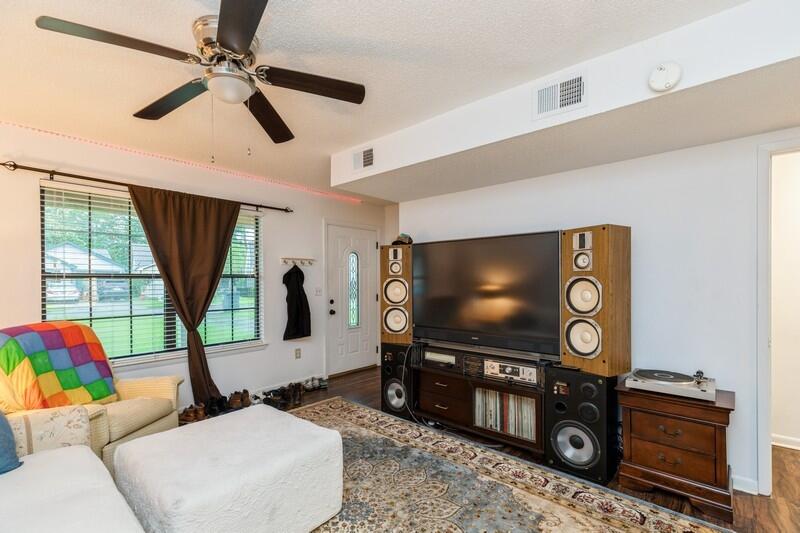 KELLY HILL ESTATES - Residential