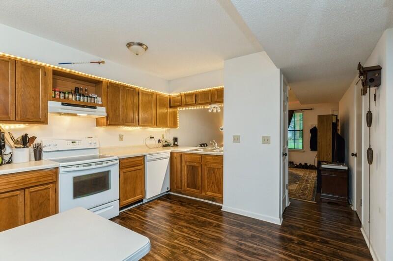 KELLY HILL ESTATES - Residential