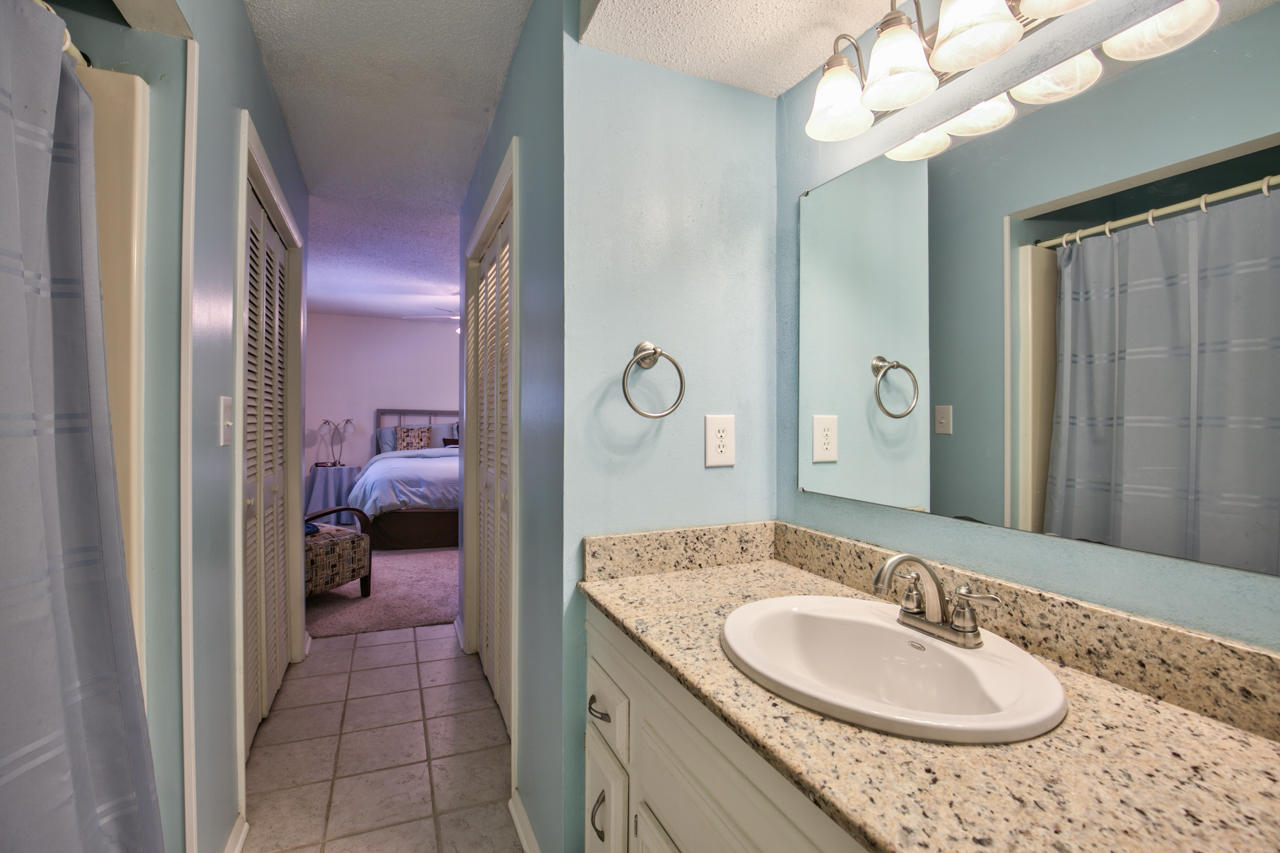 SEASCAPE CONDO GARDEN VILLA - Residential