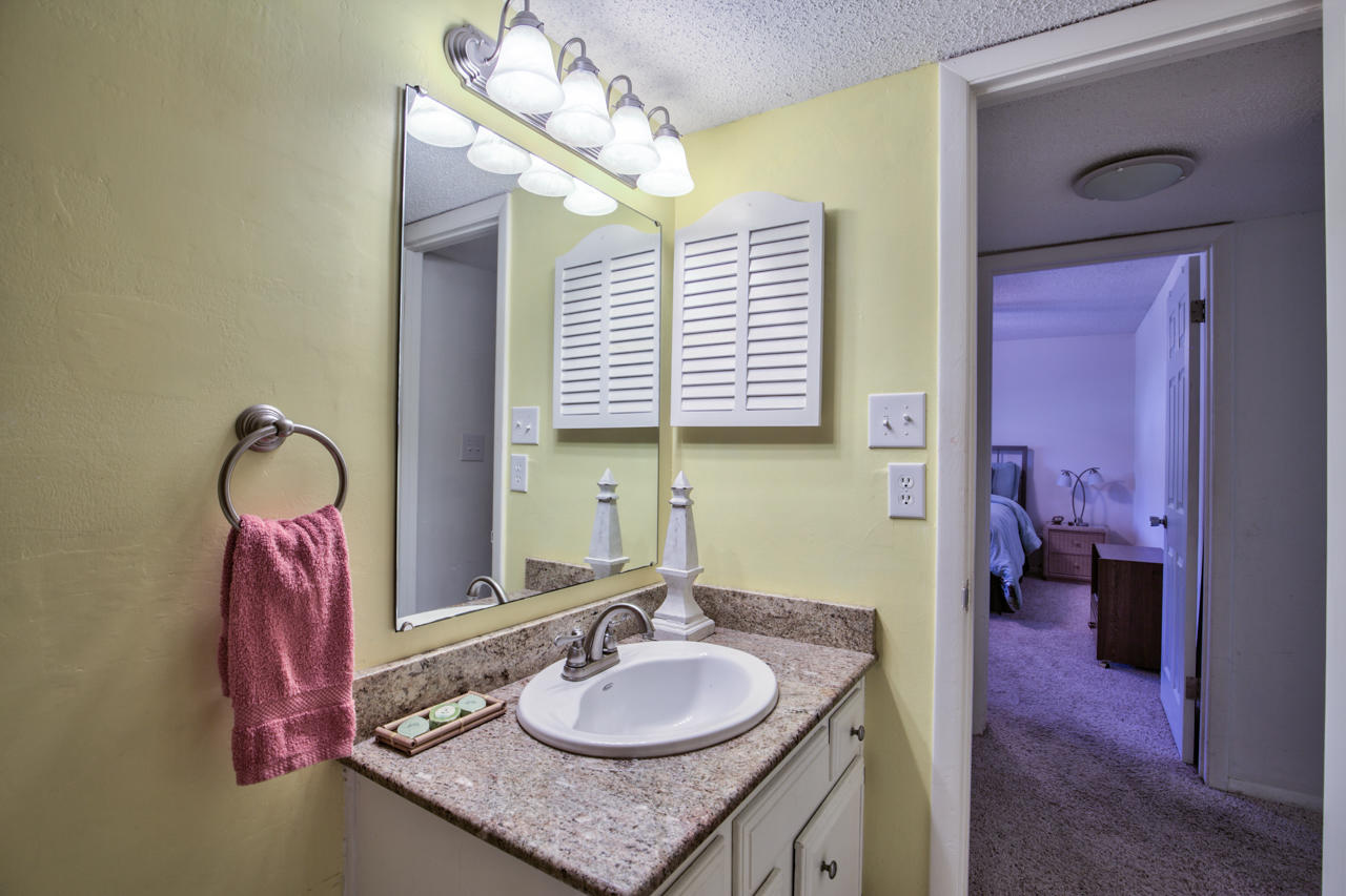 SEASCAPE CONDO GARDEN VILLA - Residential