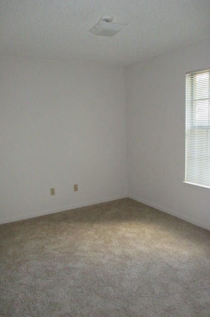 Classic Manor - Residential Lease