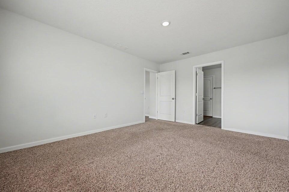 LAKERIDGE EST - Residential Lease