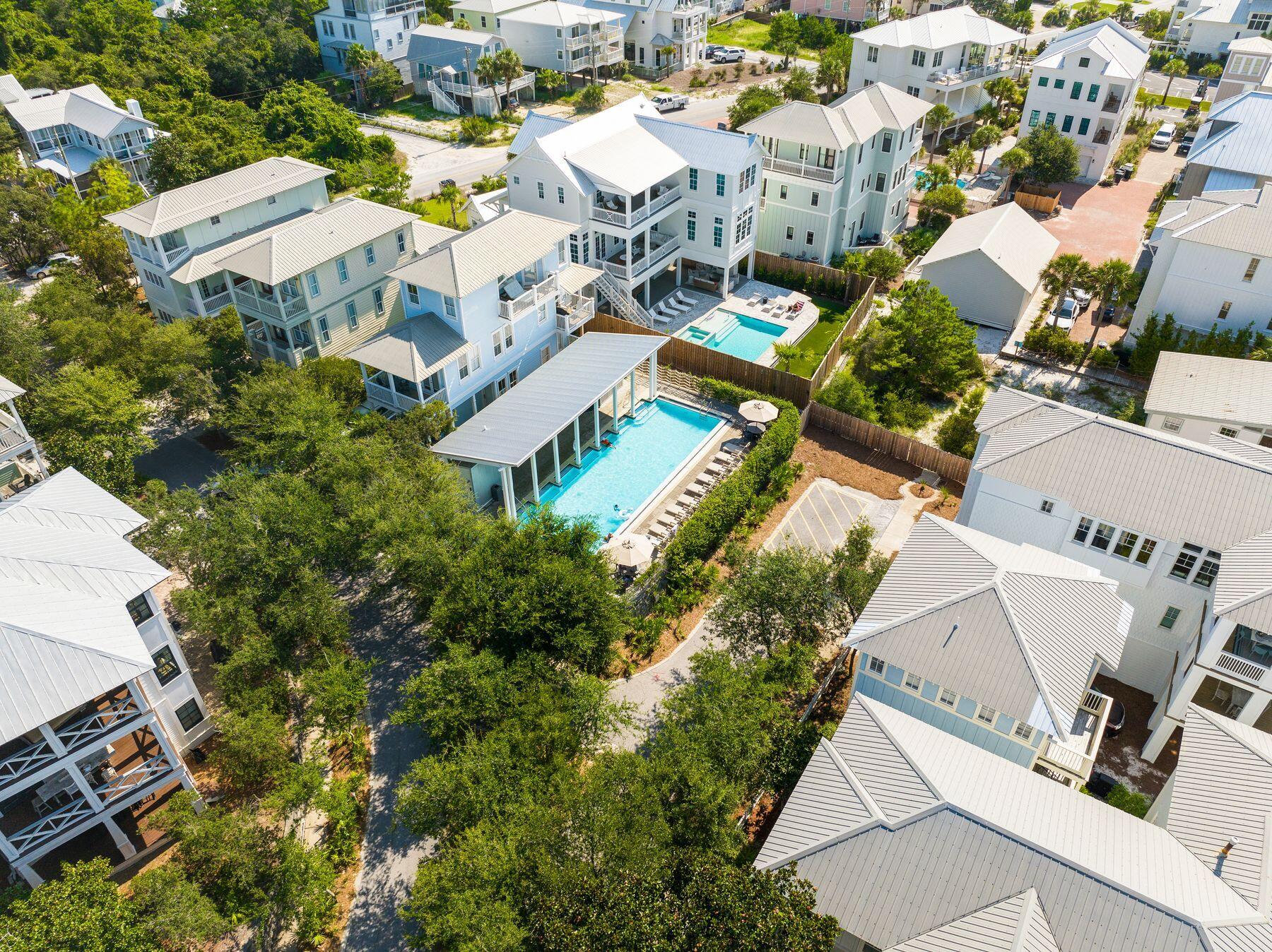 SUMMER'S EDGE - Residential