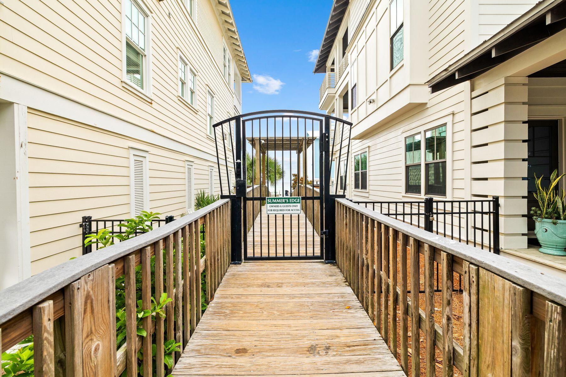 SUMMER'S EDGE - Residential