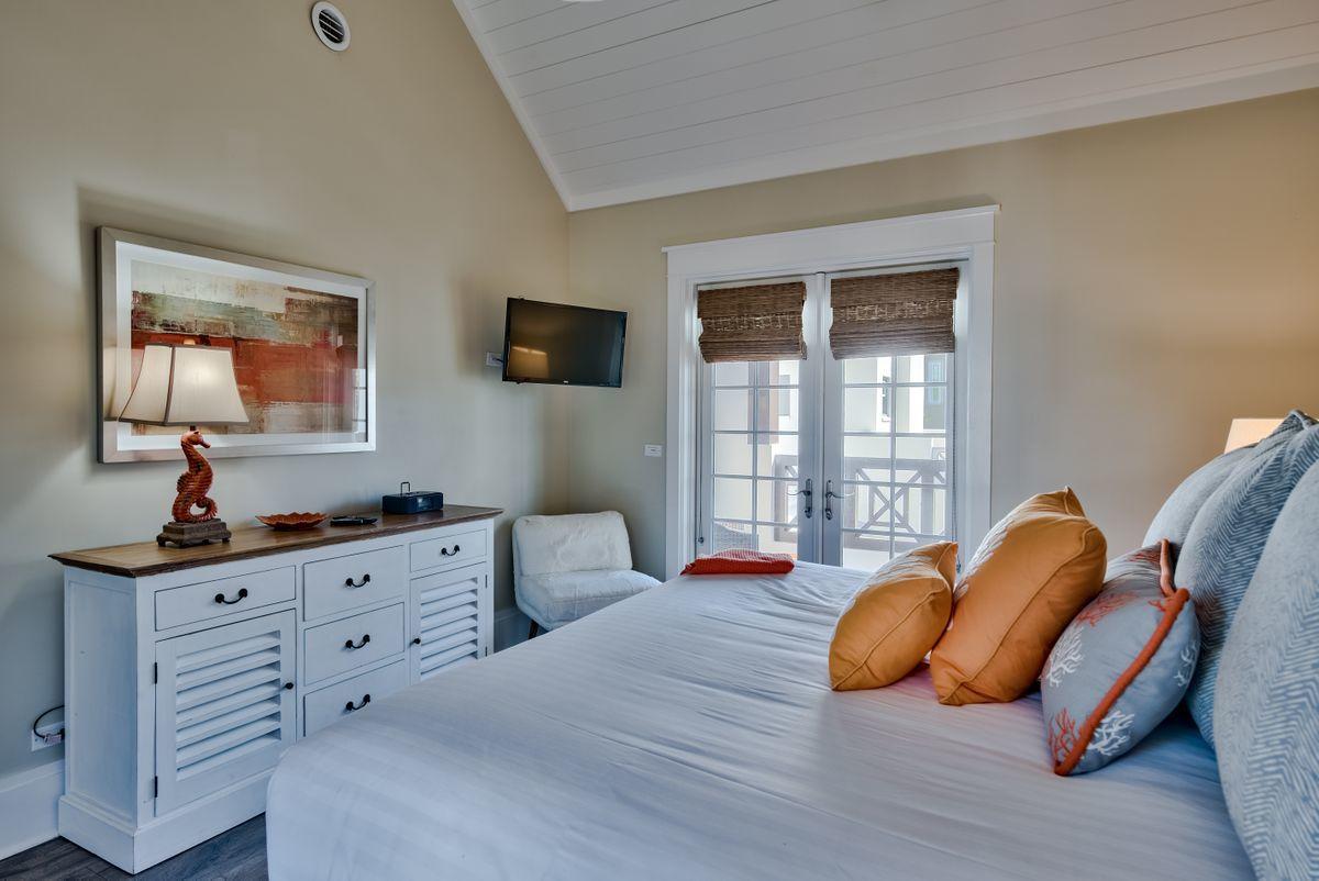 ALYS BEACH - Residential