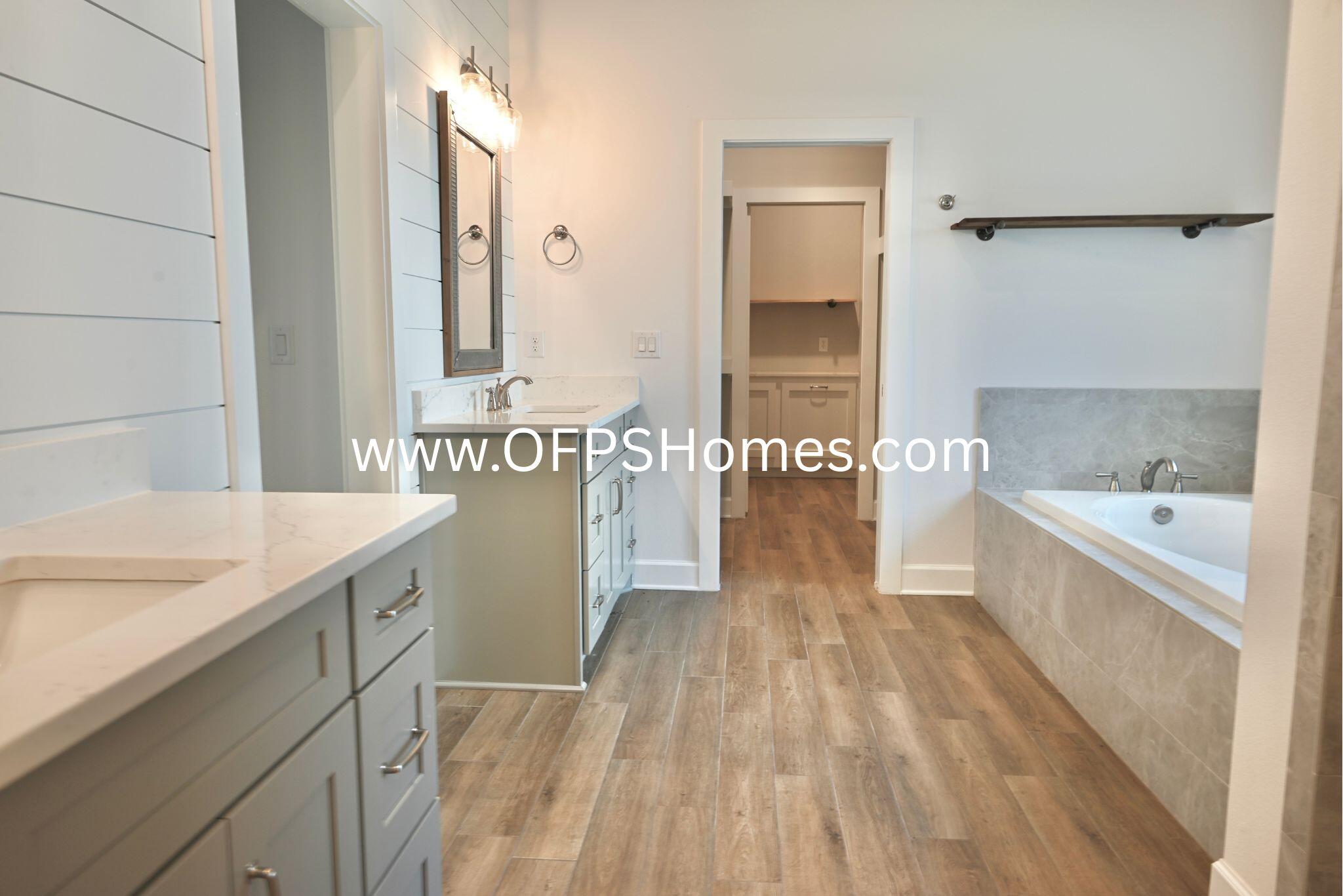 SOUNDSIDE SHORES - Residential Lease