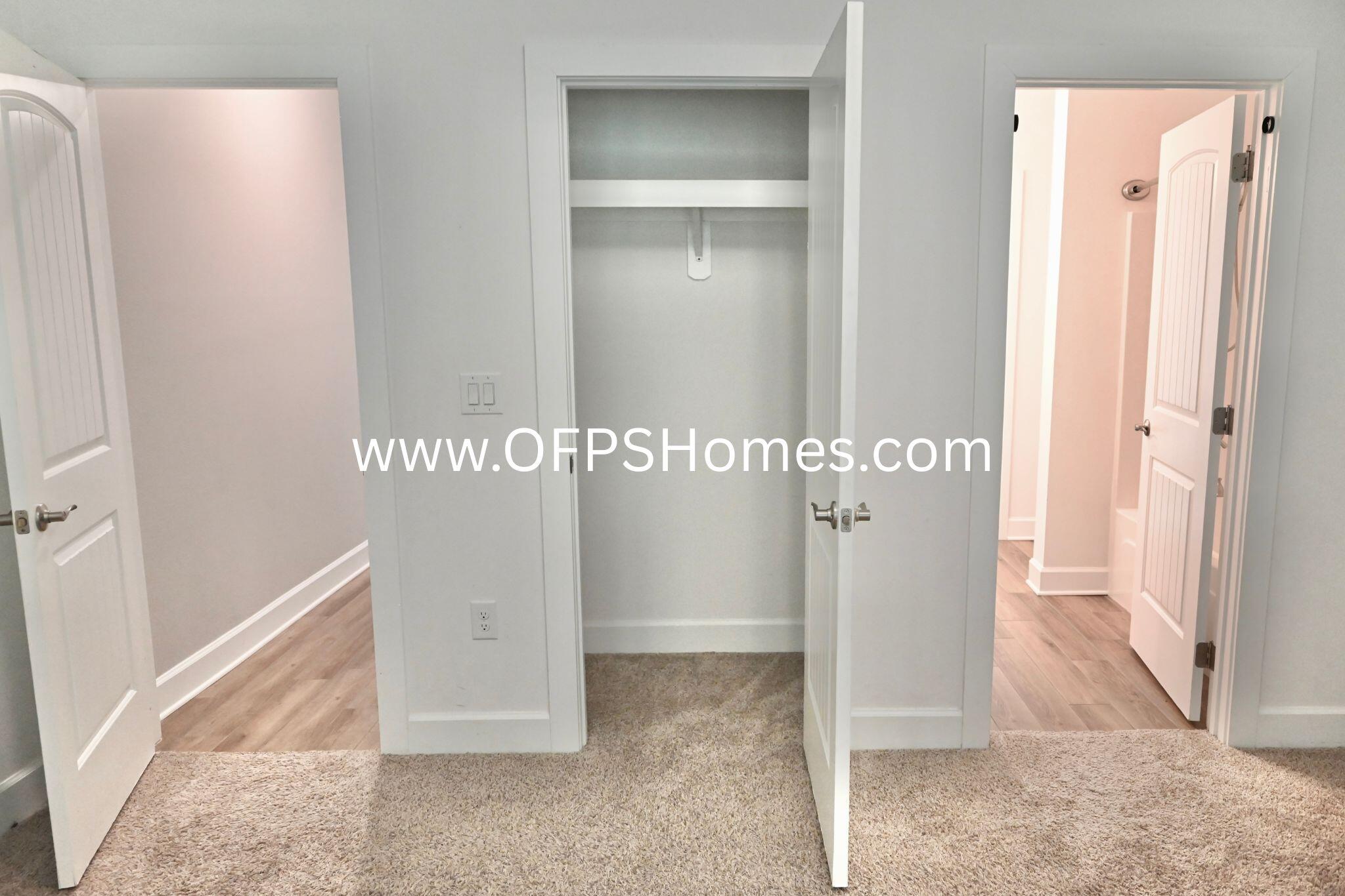 SOUNDSIDE SHORES - Residential Lease
