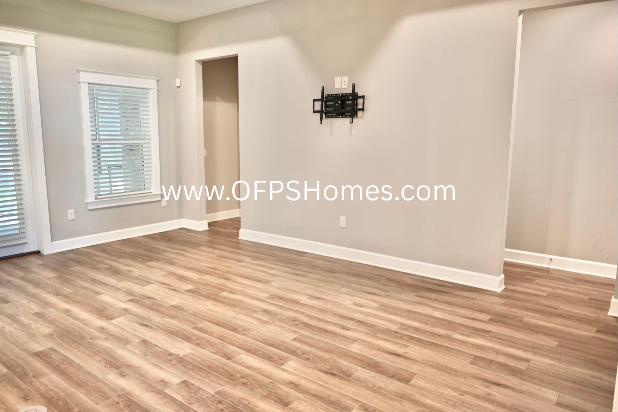 SOUNDSIDE SHORES - Residential Lease