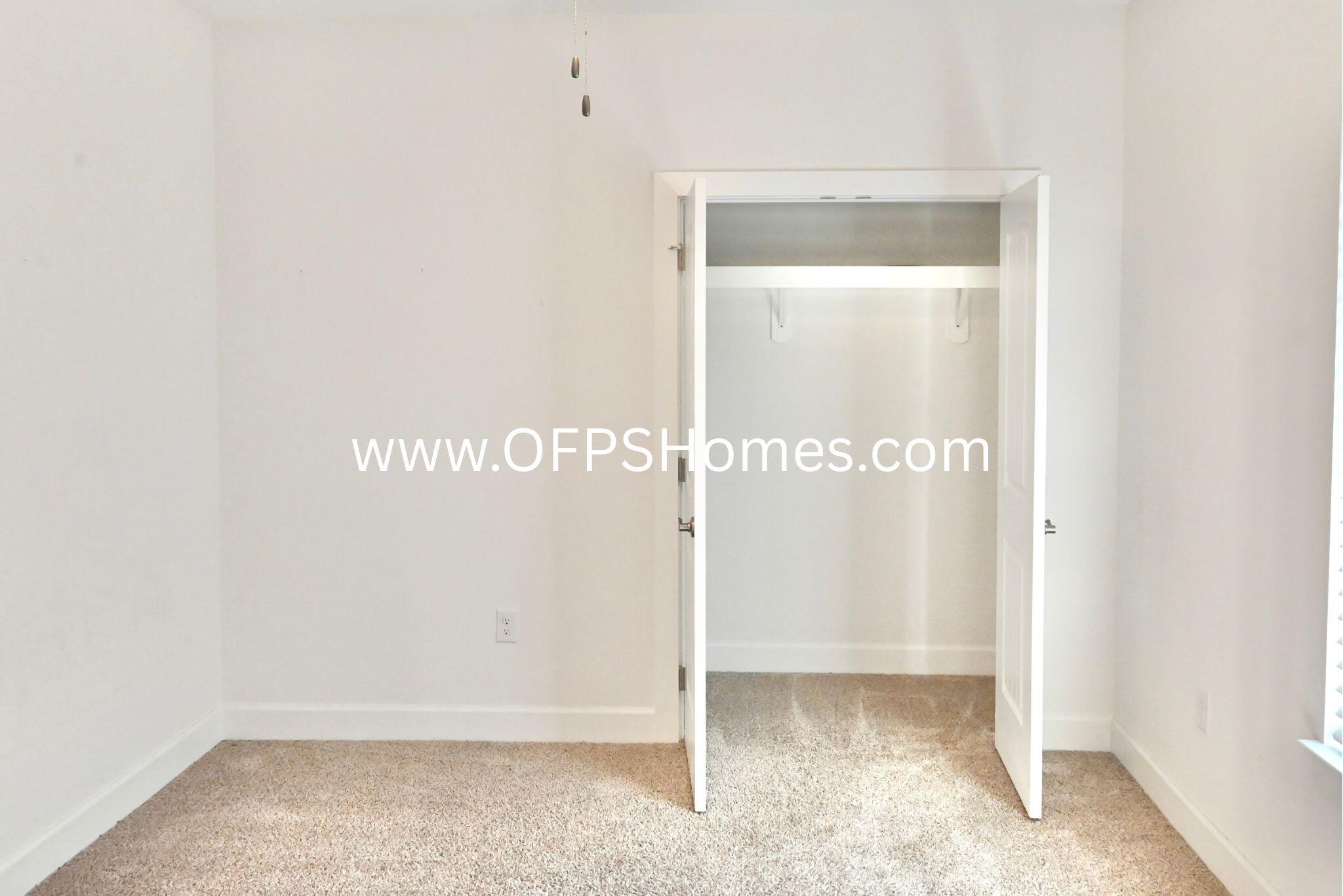 SOUNDSIDE SHORES - Residential Lease