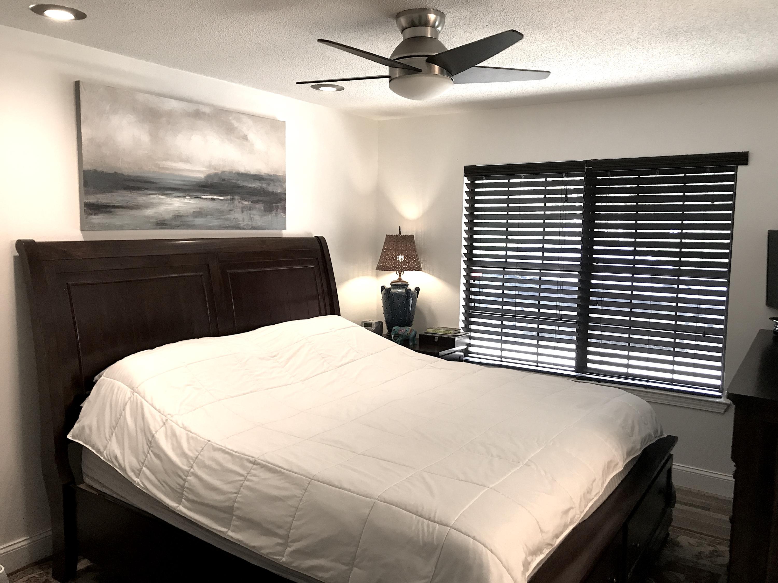 WHISPERING OAKS - Residential