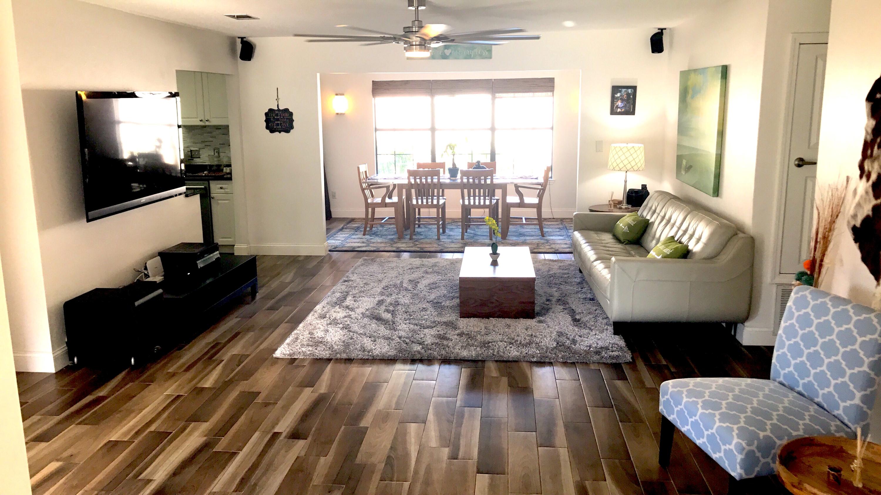 WHISPERING OAKS - Residential