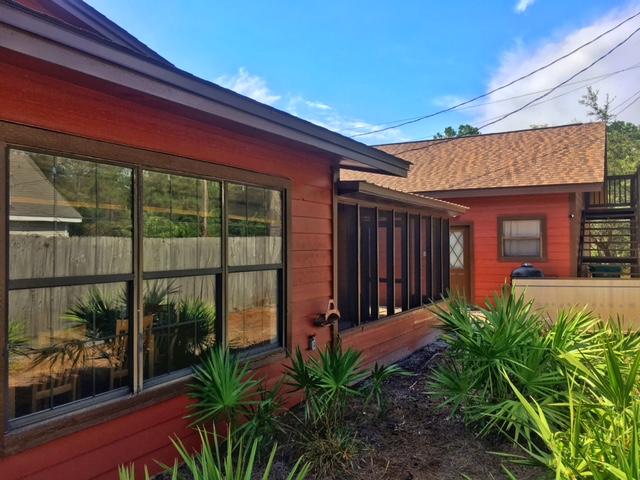 WHISPERING OAKS - Residential