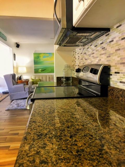 WHISPERING OAKS - Residential