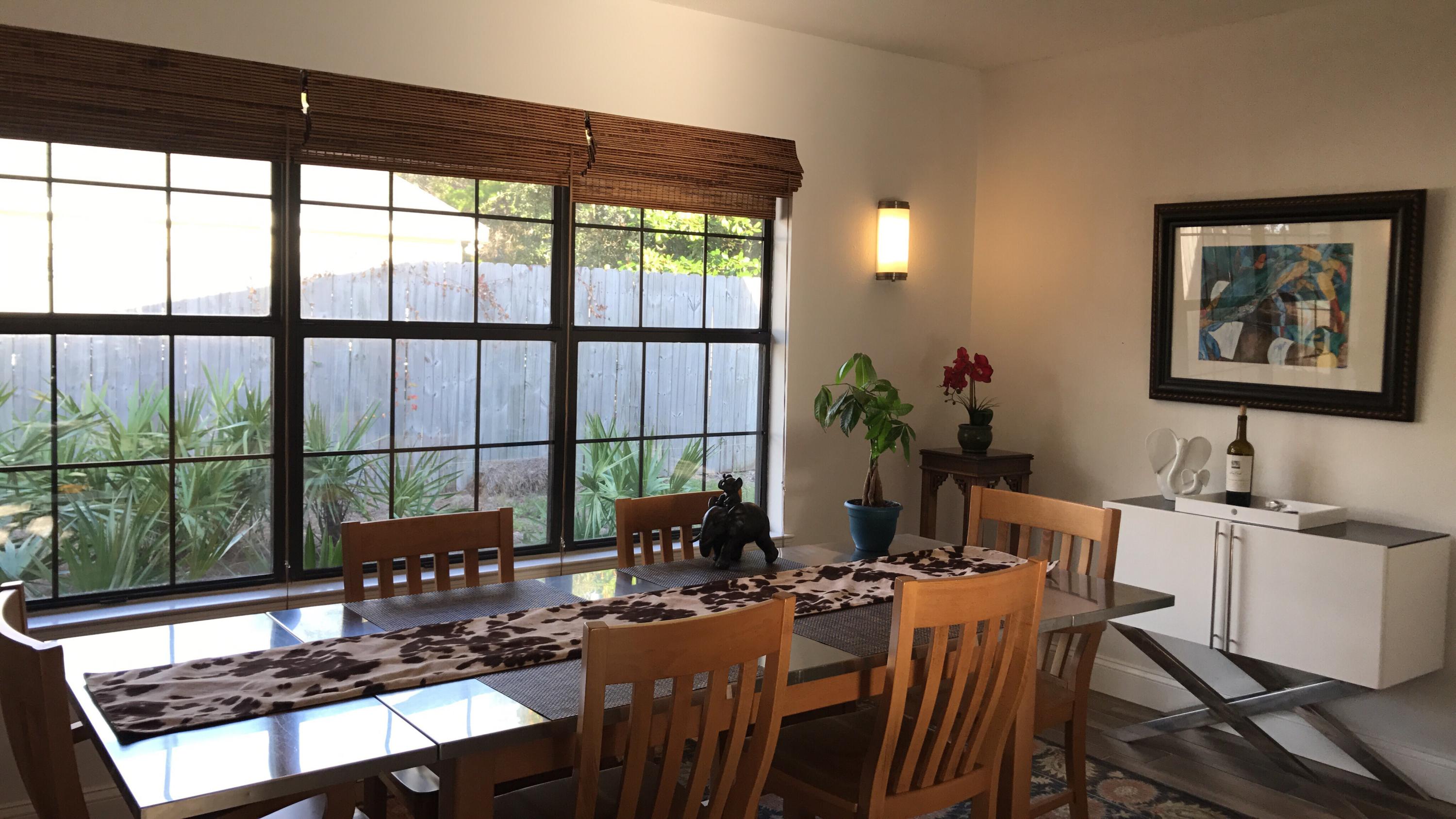 WHISPERING OAKS - Residential