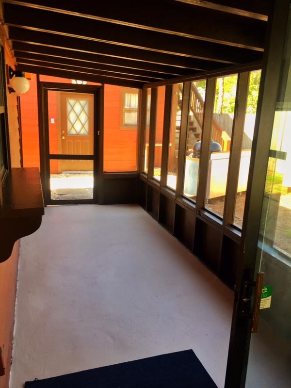 WHISPERING OAKS - Residential