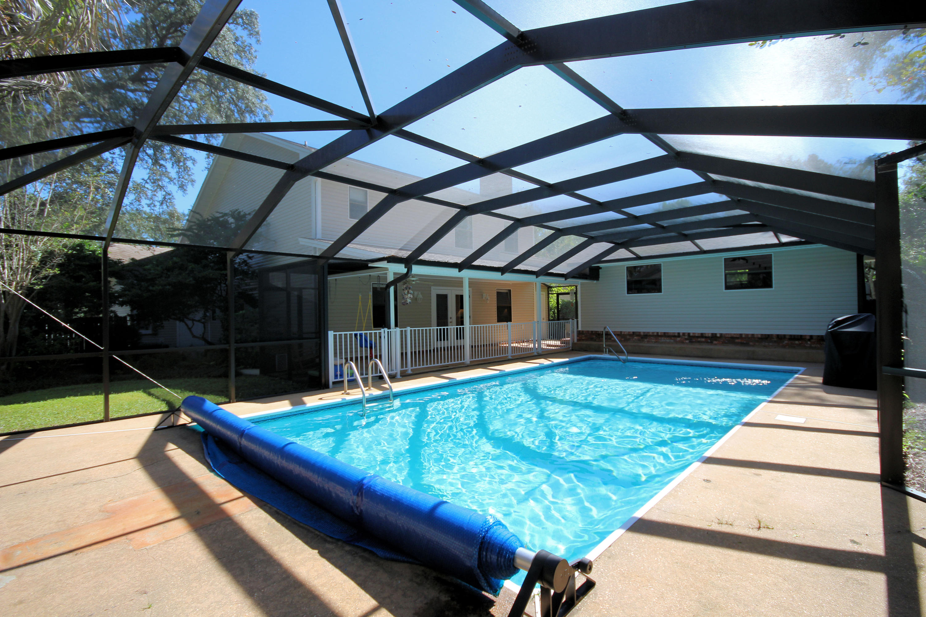 EDGEWATER VILLAGE - Residential