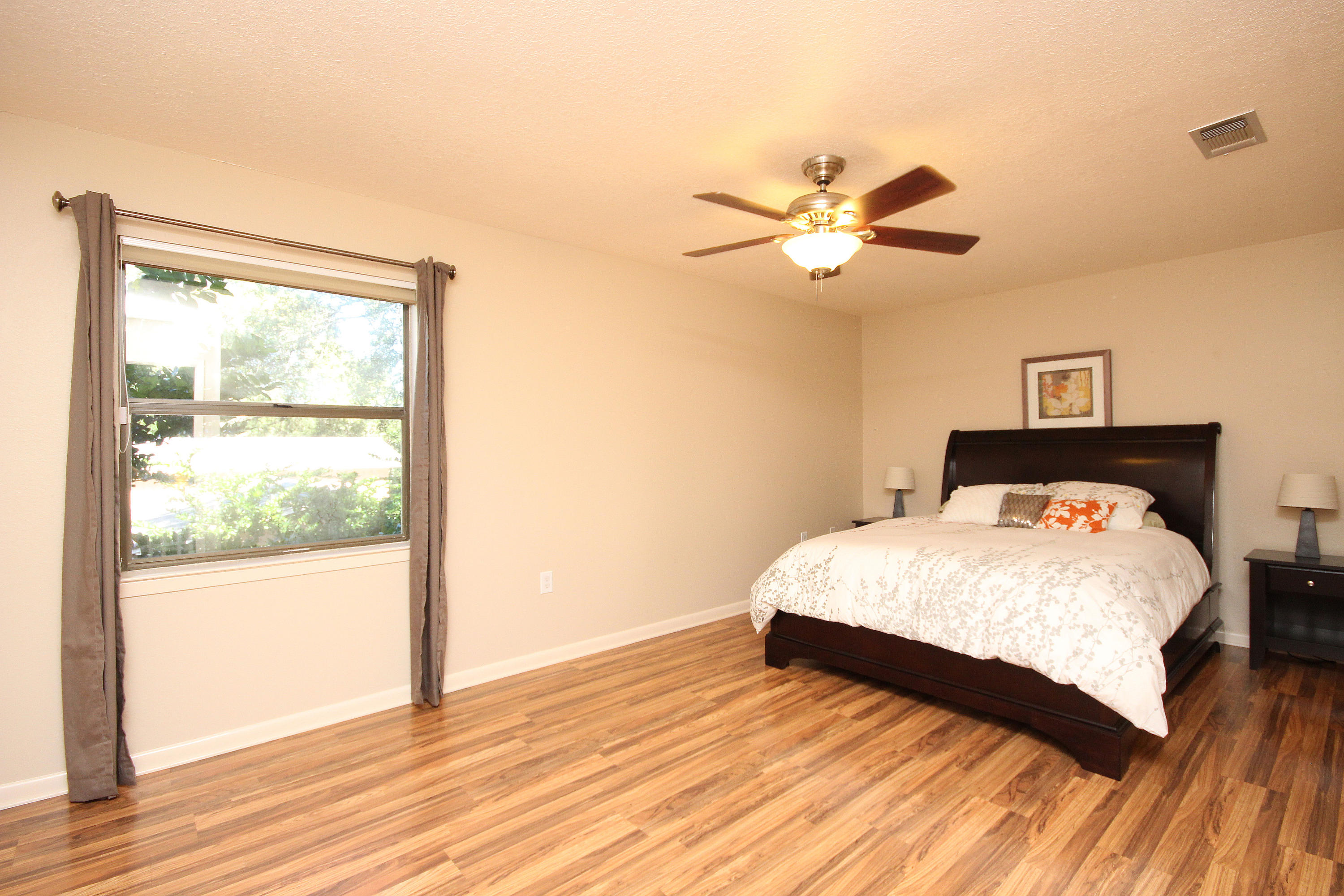 EDGEWATER VILLAGE - Residential