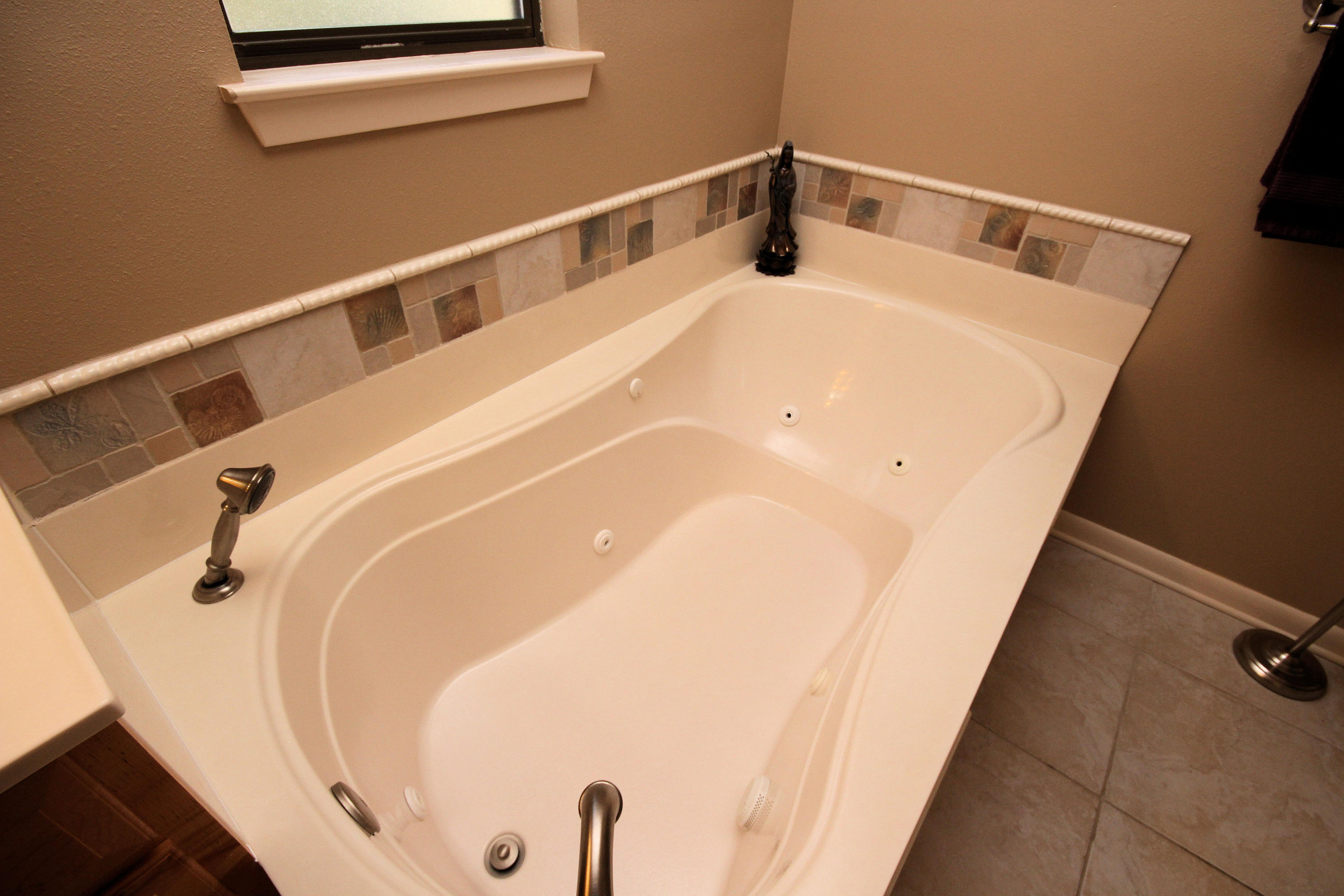 EDGEWATER VILLAGE - Residential