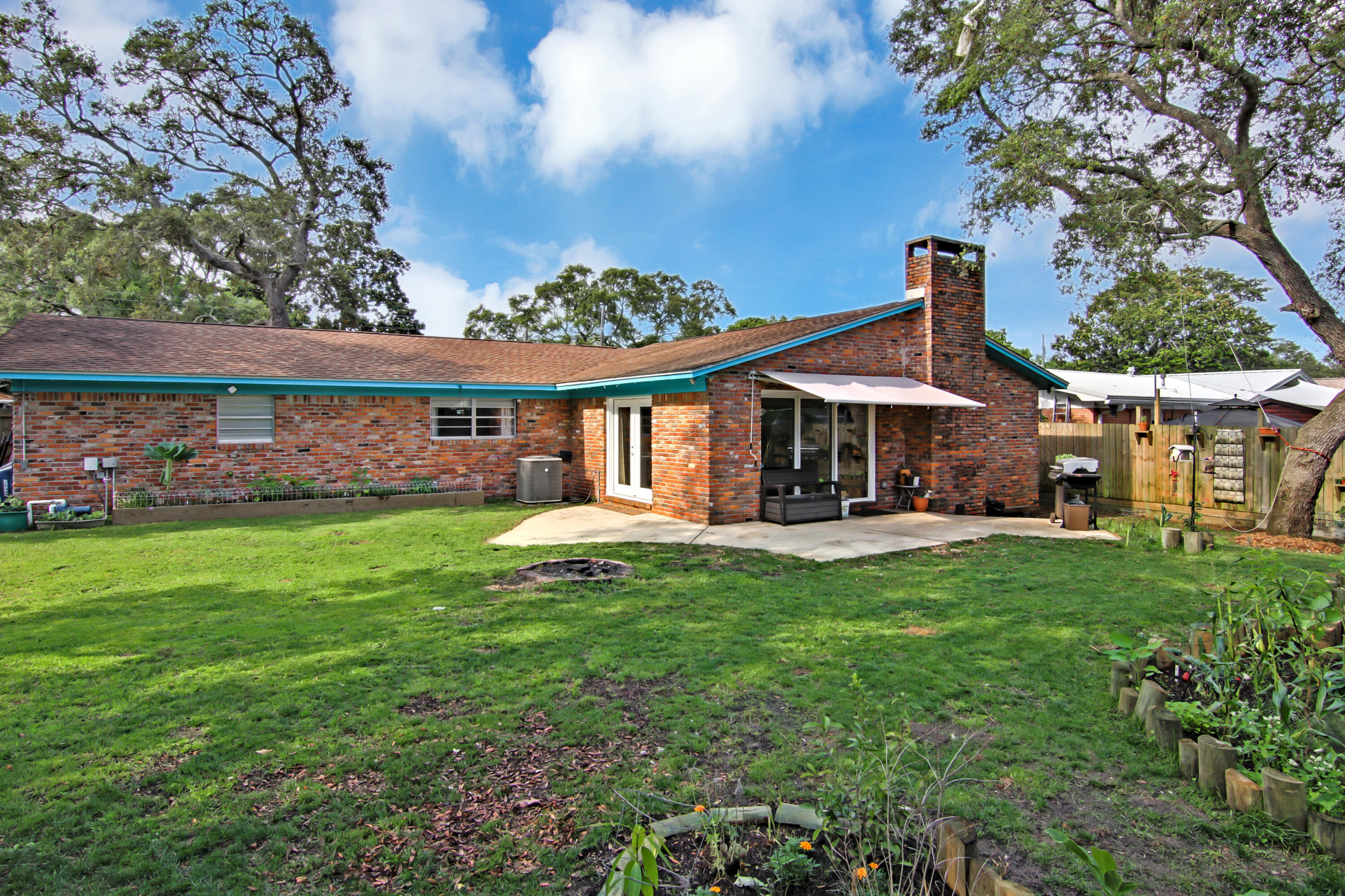 COLONY ESTATES 3RD ADDN - Residential