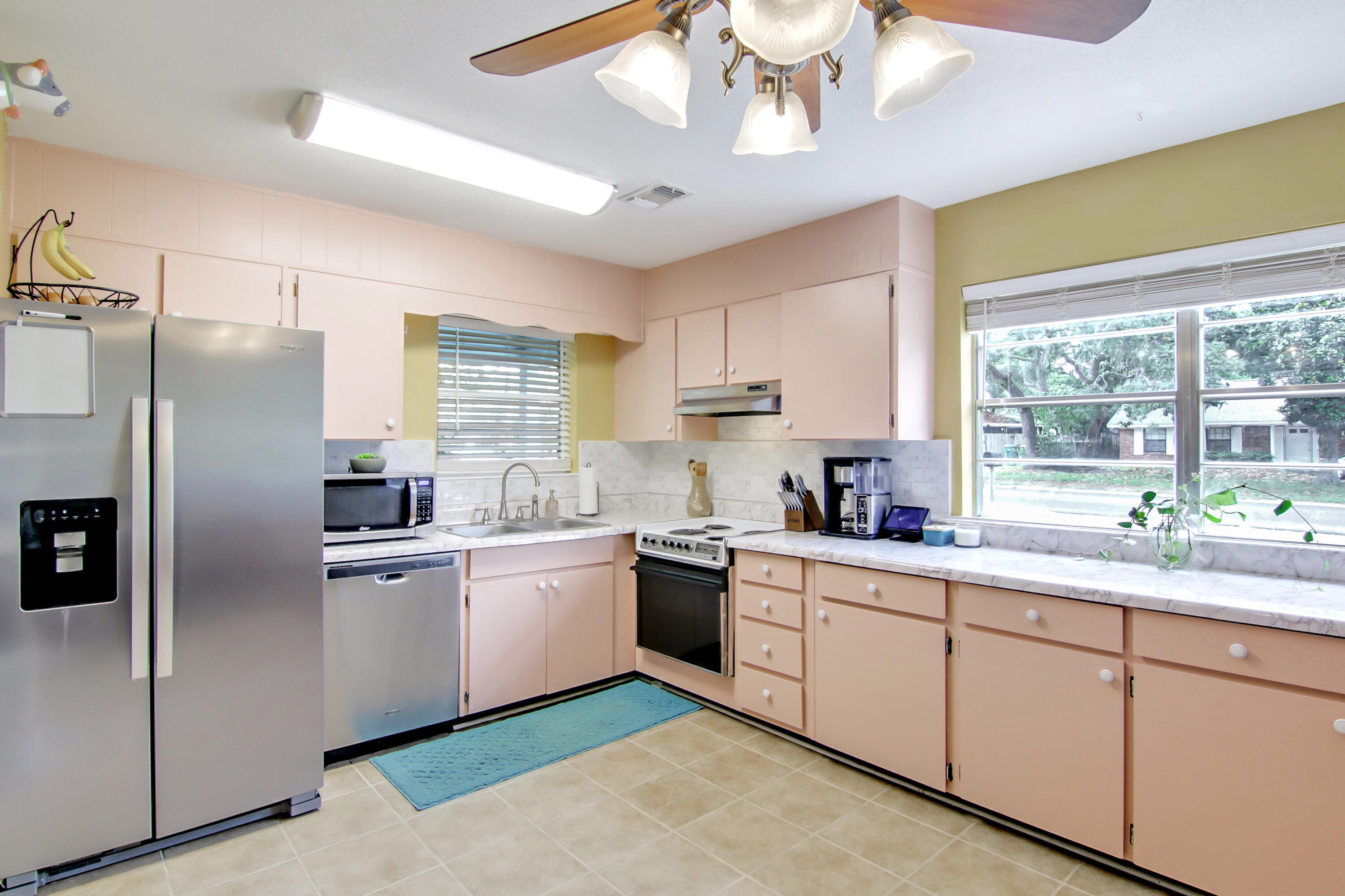 COLONY ESTATES 3RD ADDN - Residential