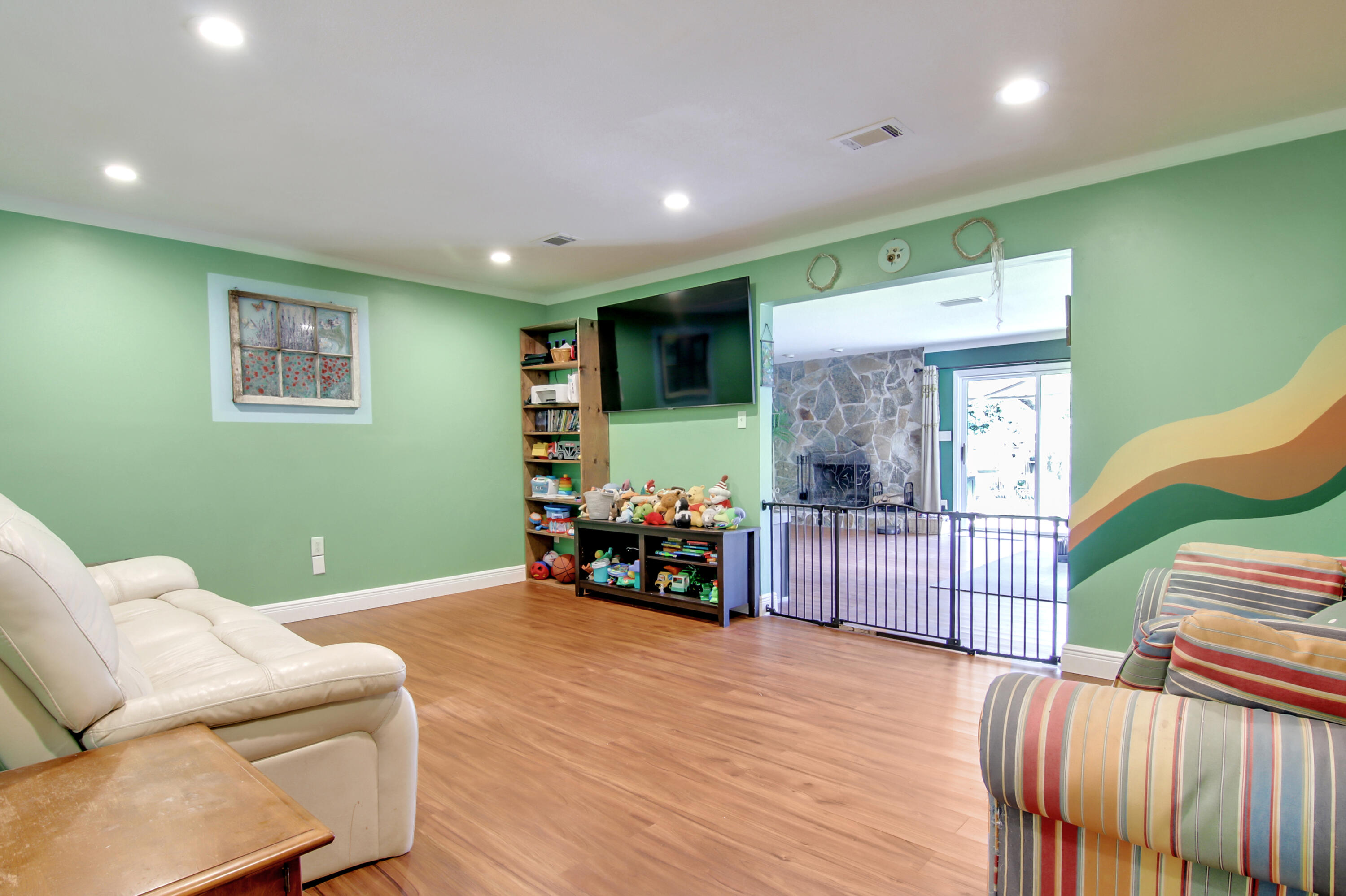 COLONY ESTATES 3RD ADDN - Residential