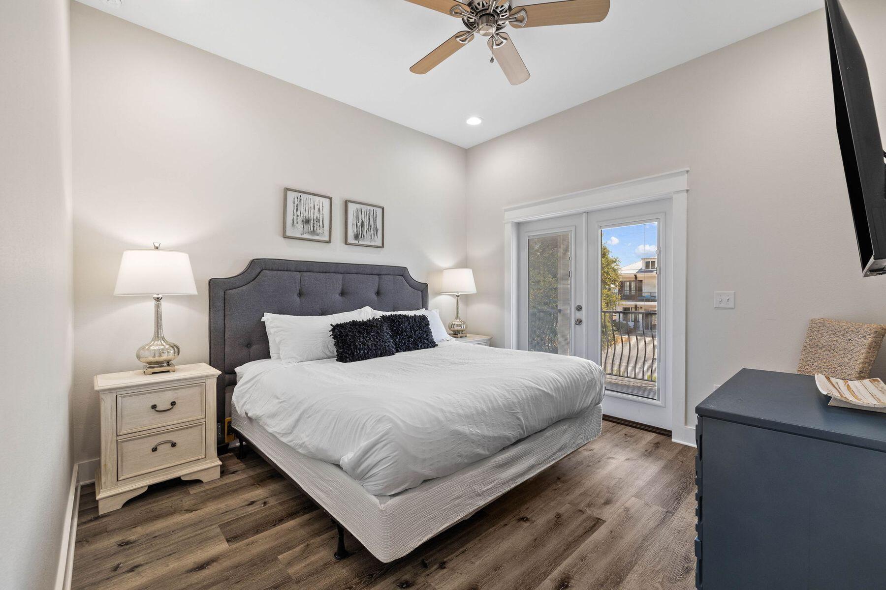 CRYSTAL BEACH - Residential