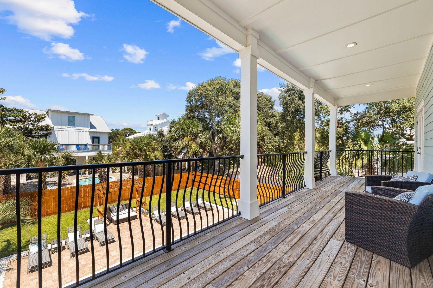 CRYSTAL BEACH - Residential