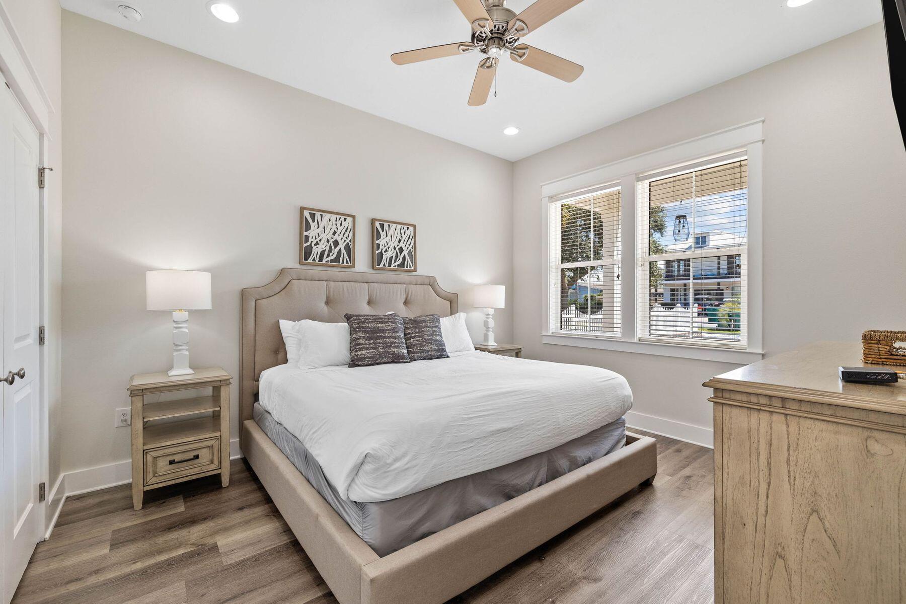 CRYSTAL BEACH - Residential
