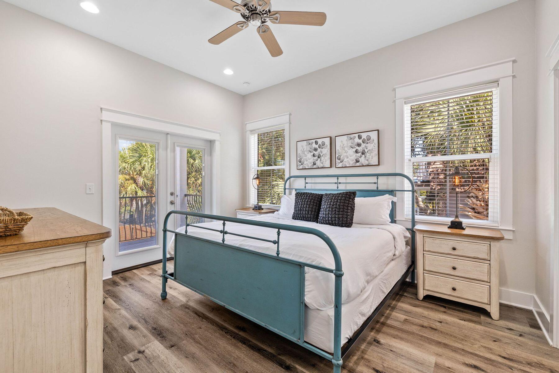 CRYSTAL BEACH - Residential