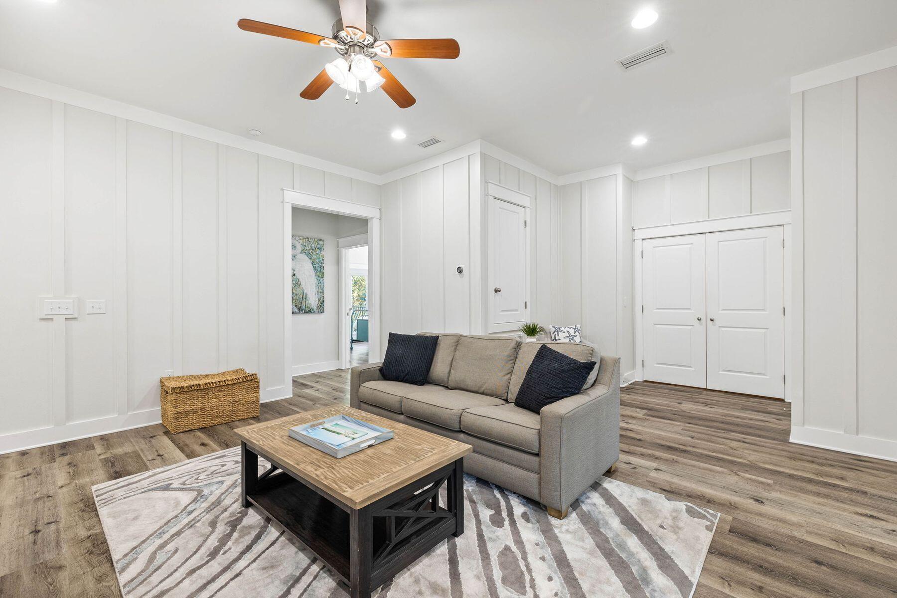 CRYSTAL BEACH - Residential