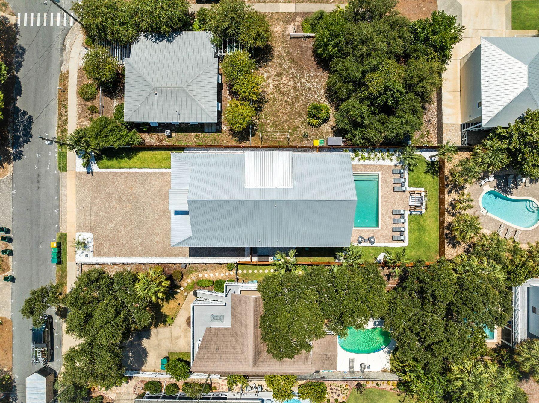 CRYSTAL BEACH - Residential
