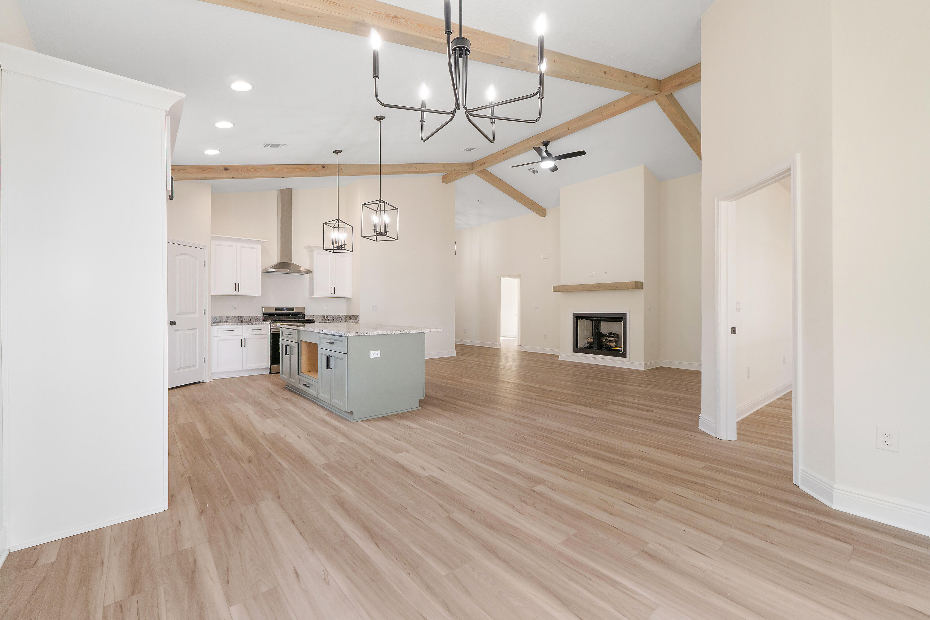 NAVARRE S/D 2ND ADDN - Residential