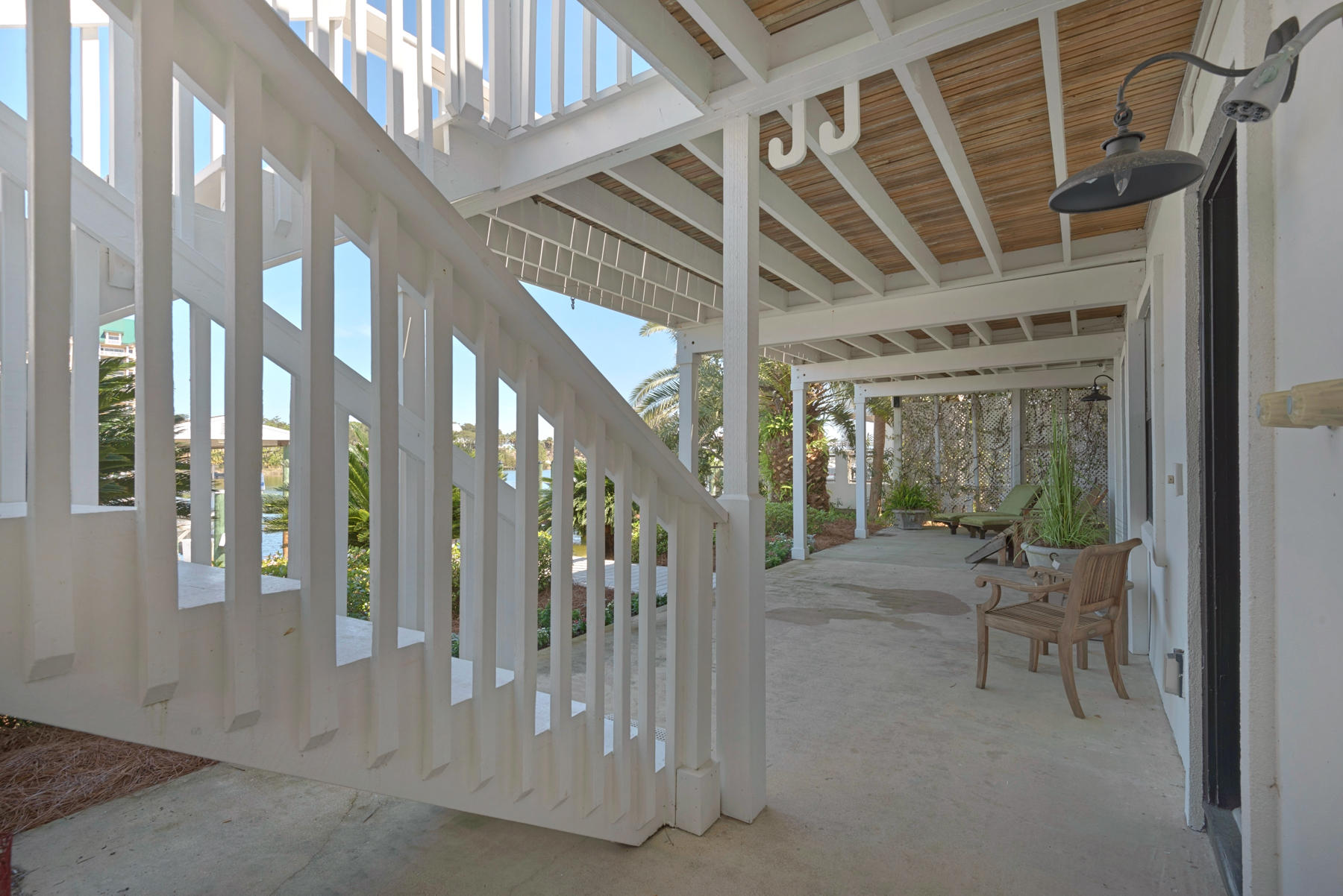 HOLIDAY ISLE - Residential