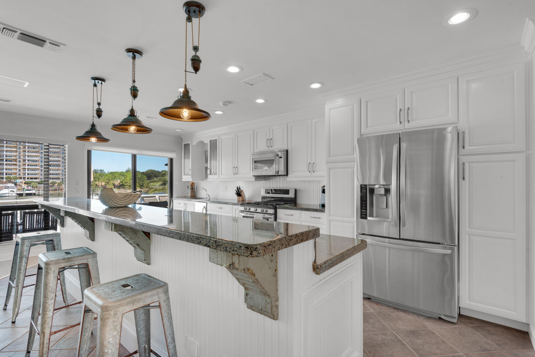 HOLIDAY ISLE - Residential