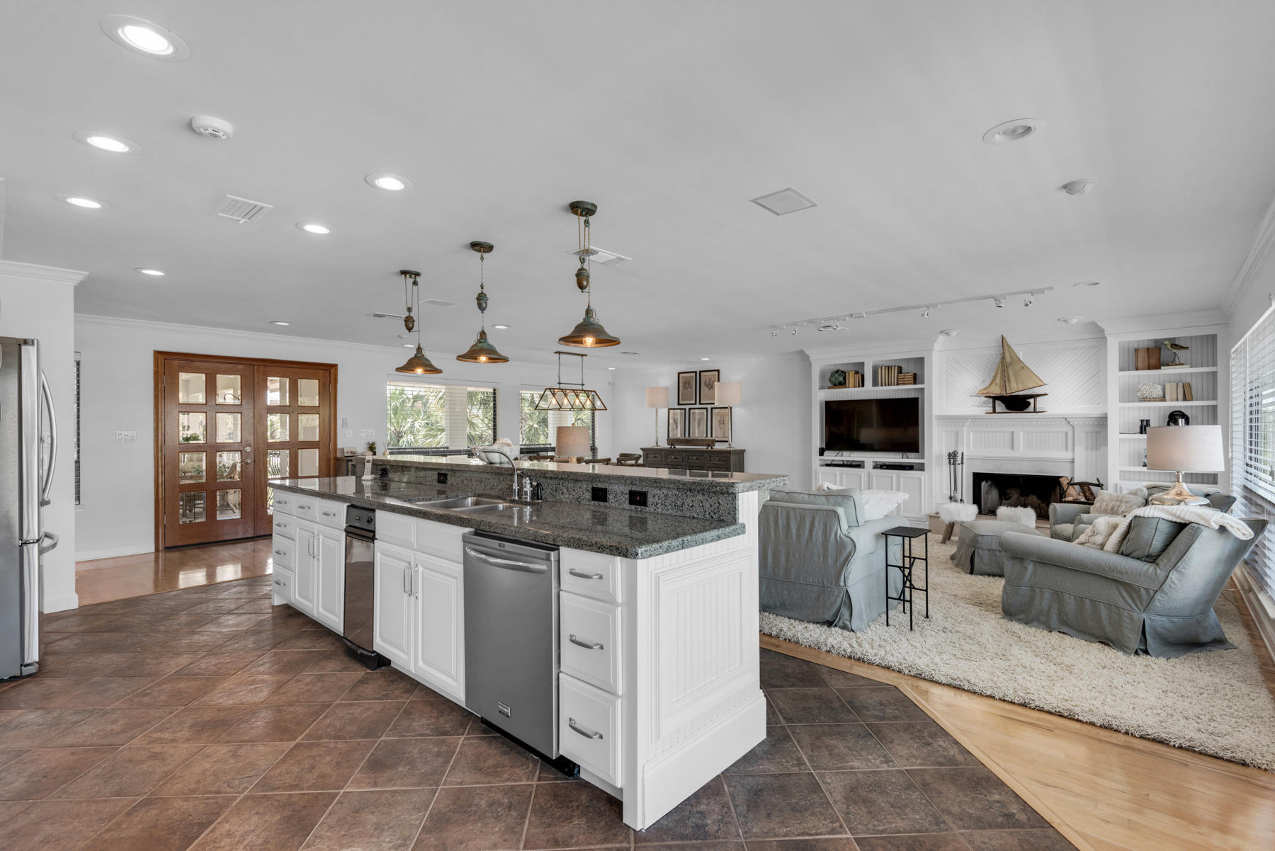HOLIDAY ISLE - Residential