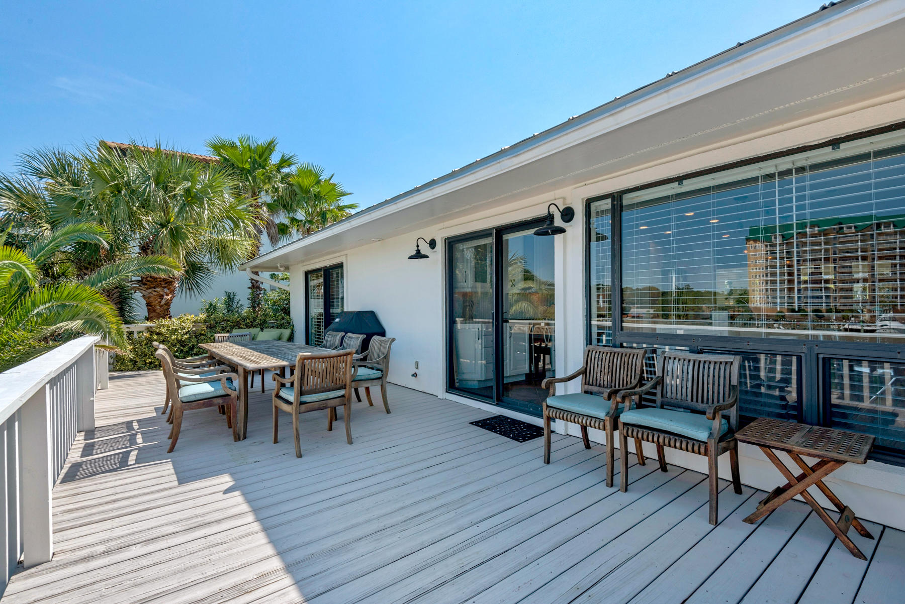 HOLIDAY ISLE - Residential