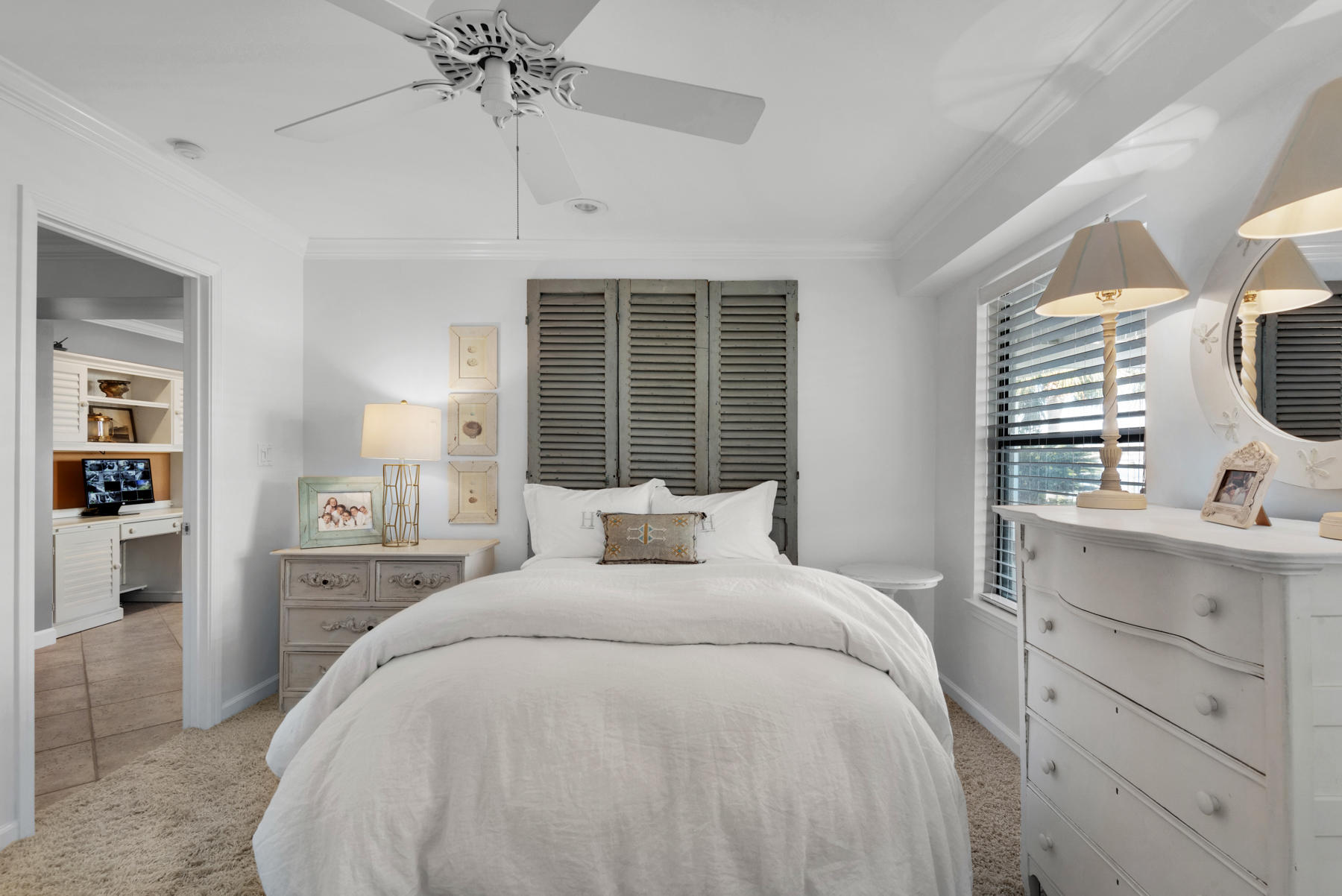 HOLIDAY ISLE - Residential