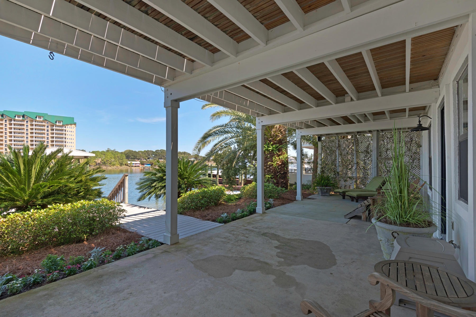 HOLIDAY ISLE - Residential