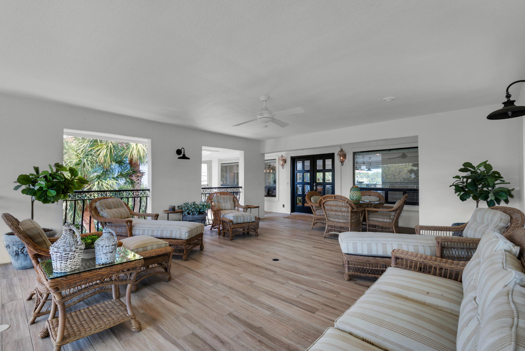 HOLIDAY ISLE - Residential