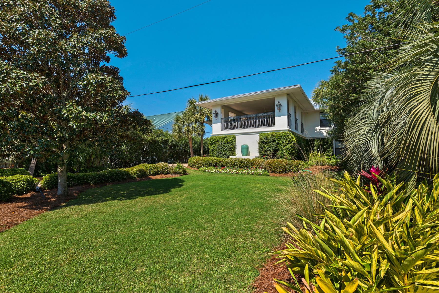 HOLIDAY ISLE - Residential