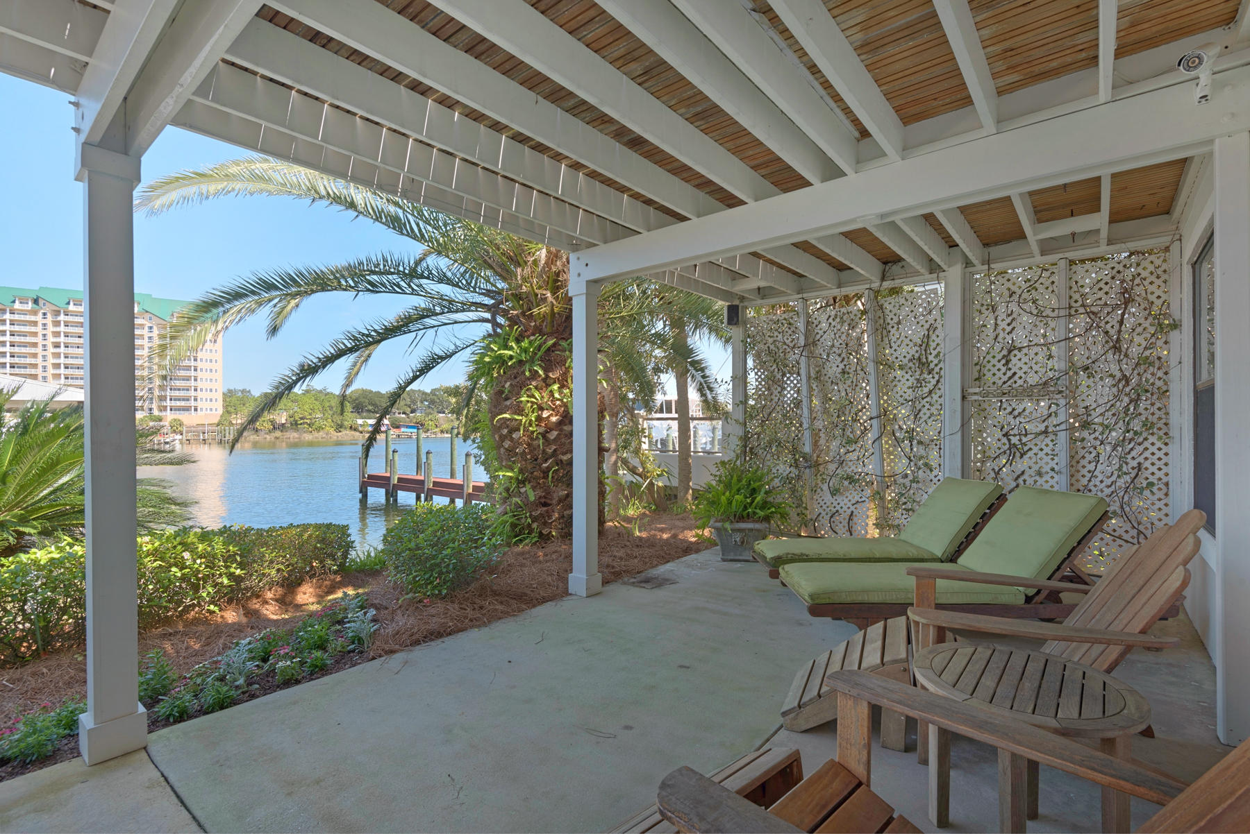 HOLIDAY ISLE - Residential