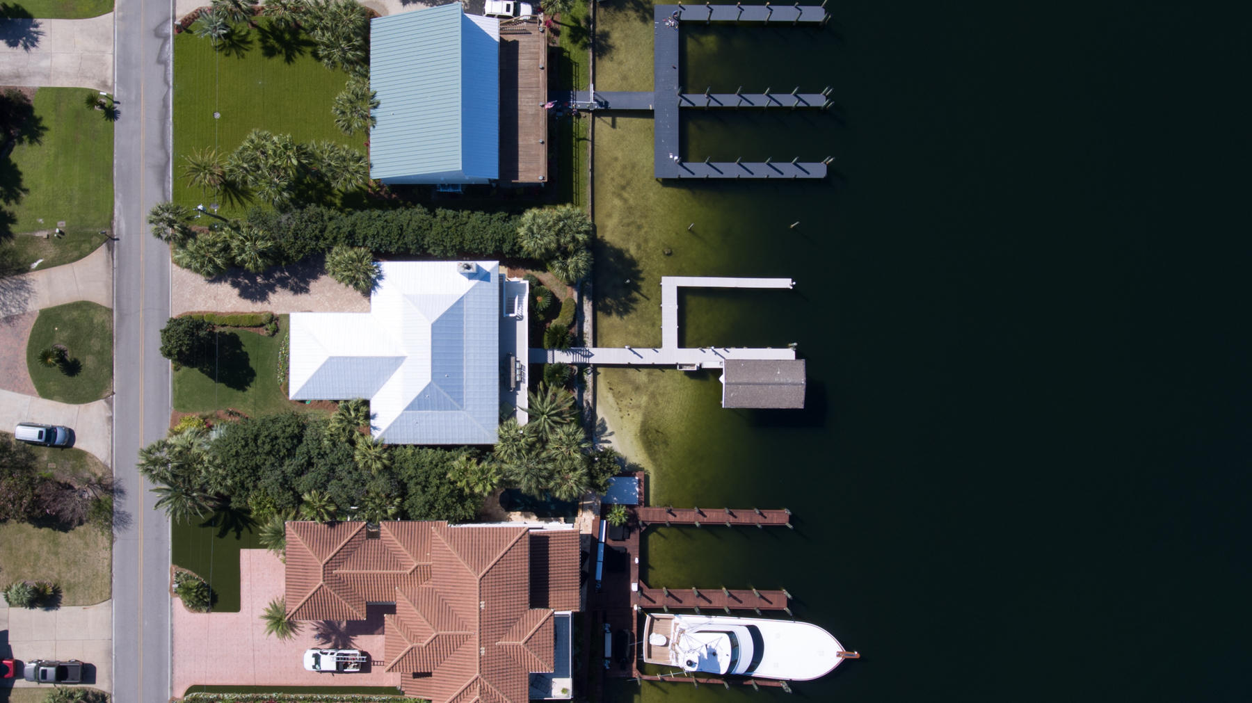 HOLIDAY ISLE - Residential