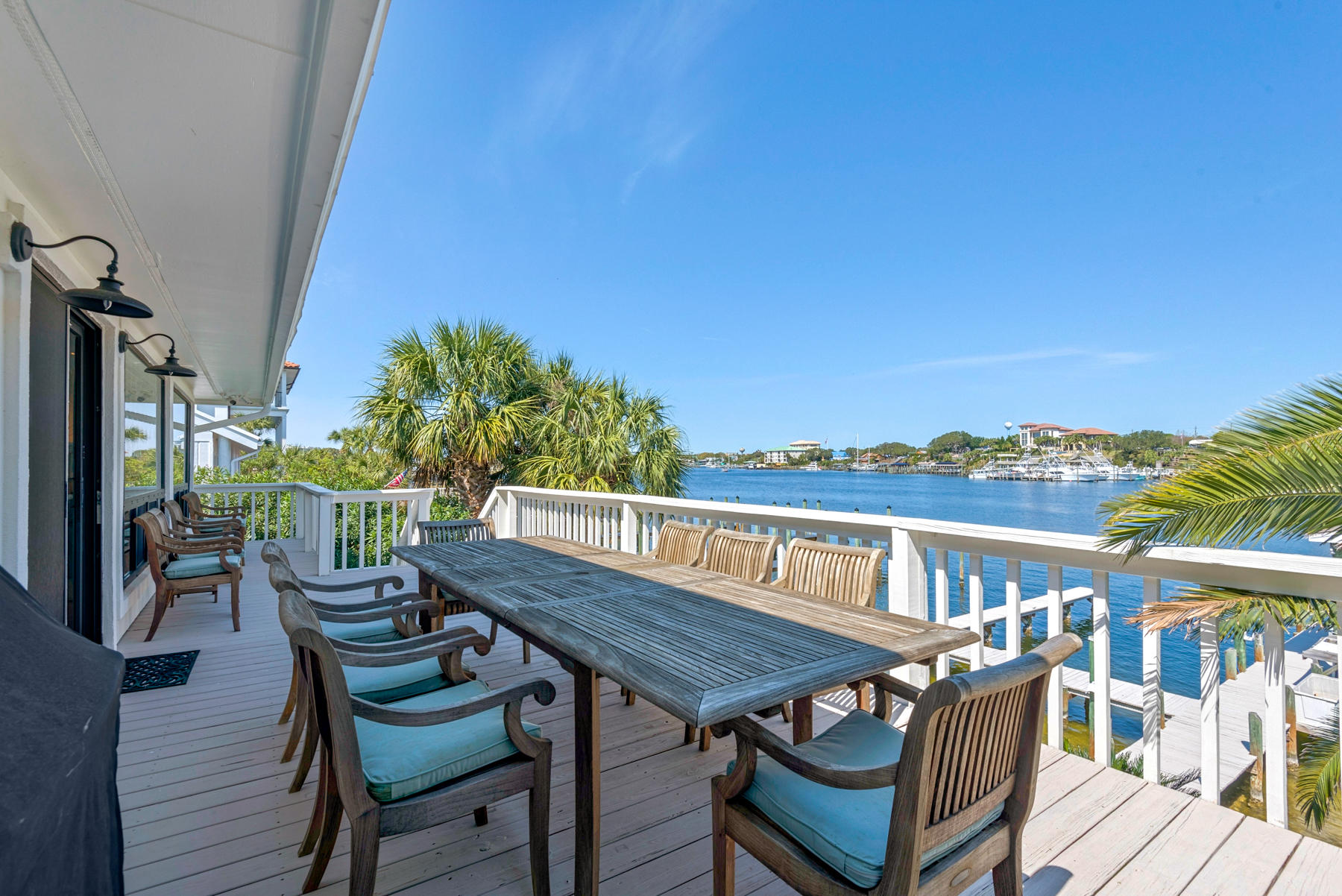 HOLIDAY ISLE - Residential