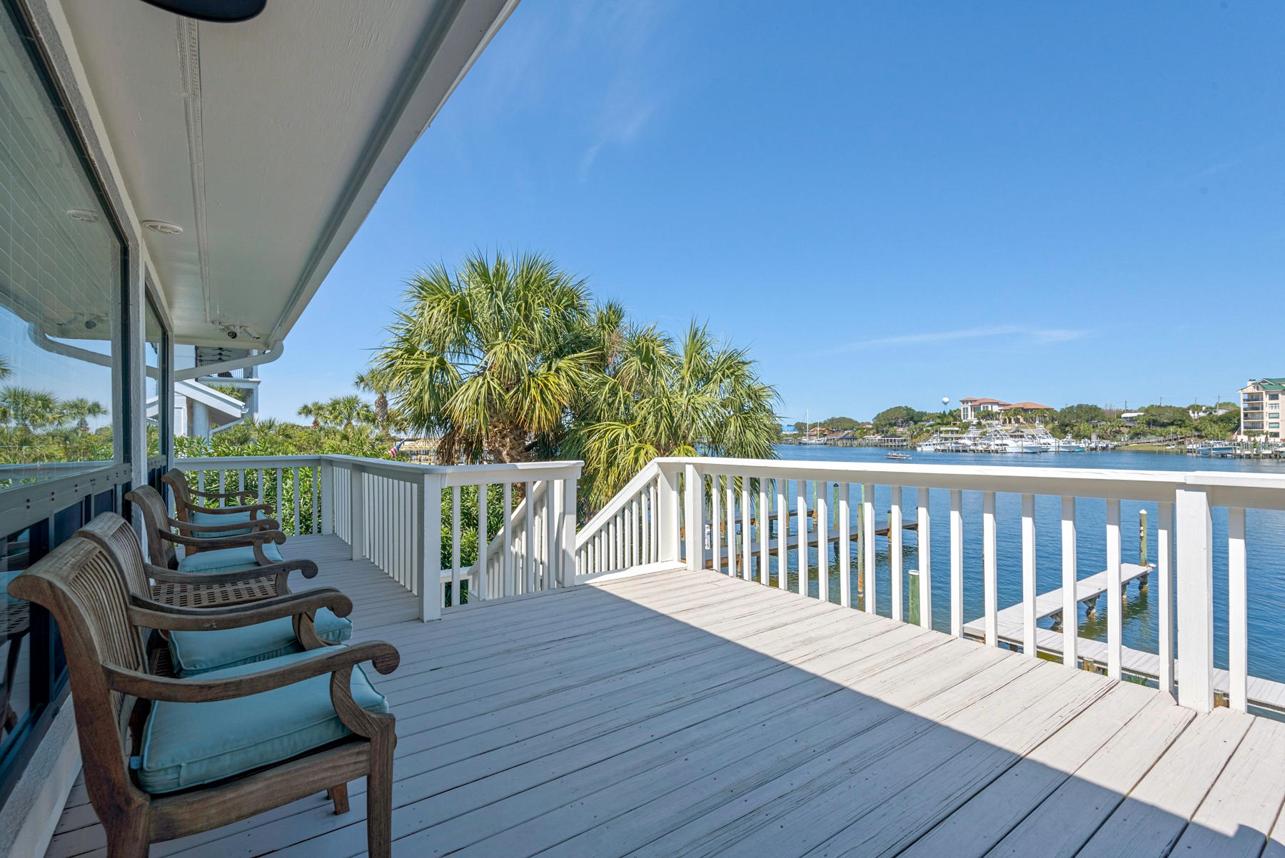 HOLIDAY ISLE - Residential